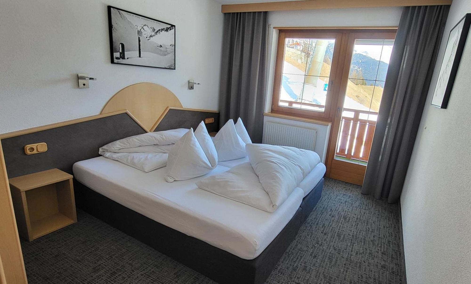 Appartements Tschol Martin Sankt Anton am Arlberg Room photo